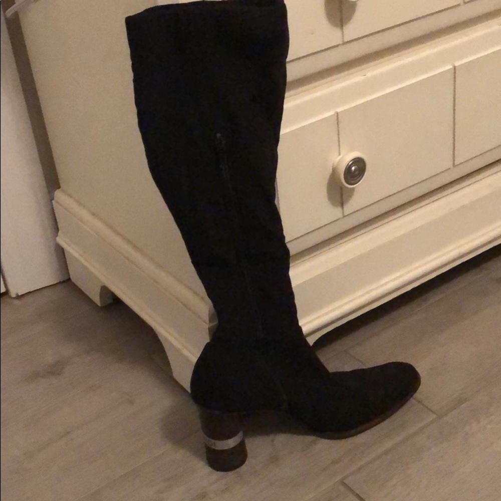 Authentic Fendi heal boots